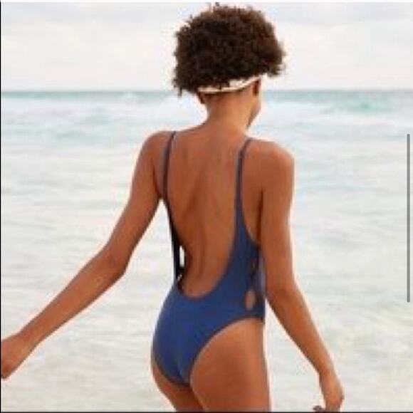 AERIE Swim High Leg Cut Out One Piece Swimsuit - Picture 4 of 8